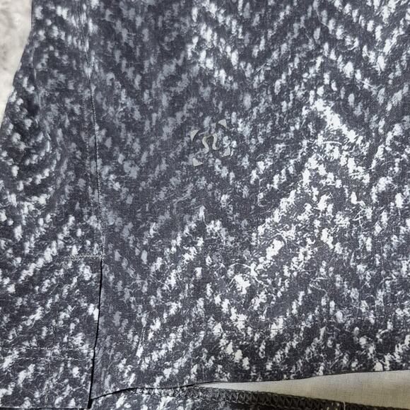 Lululemon T.H.E. Short Linerless Men Blue Geo Pockets Outdoor Athletic Large - Picture 6 of 11